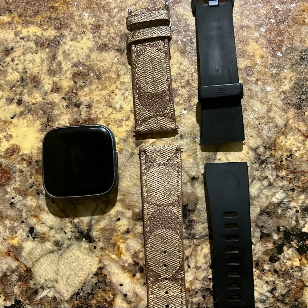 Fitbit Versa 2 & Bands
